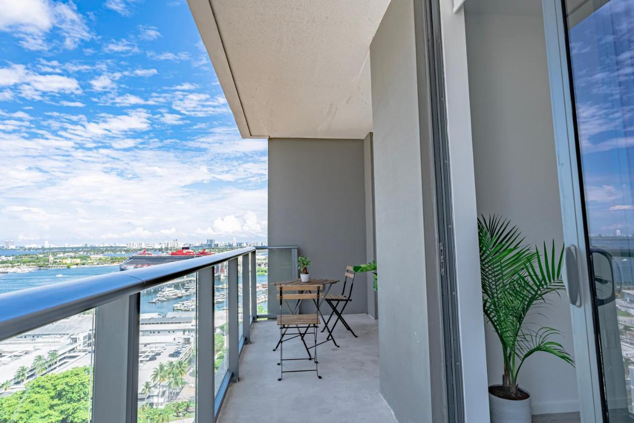 Luxurious 2-Bed Apartment With Breathtaking Bay Views!! Майами Экстерьер фото